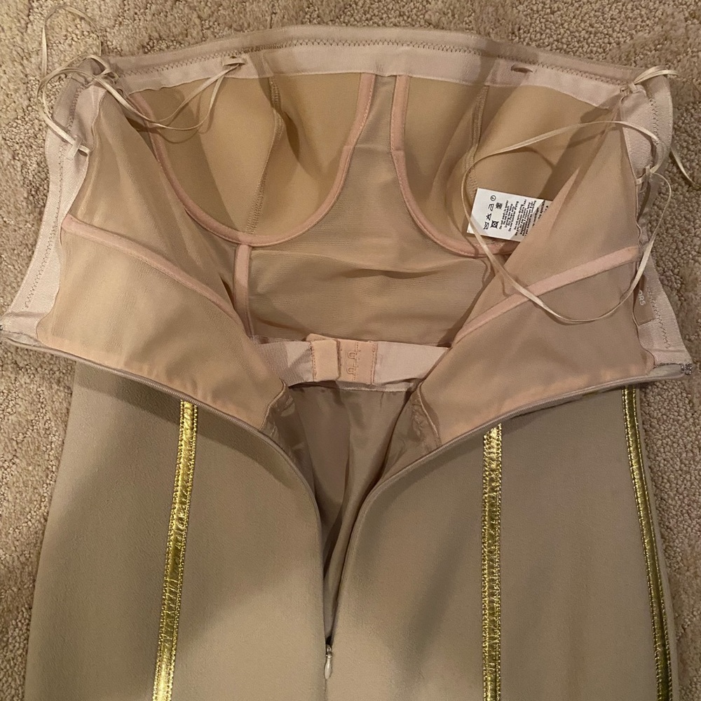 Michael kors make in Italy strapless dress size 8 - Picture 3 of 7